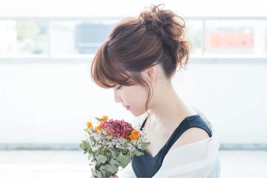 セミロング カラー ヘアアレンジ トリートメント 小野 和摩のヘアスタイル