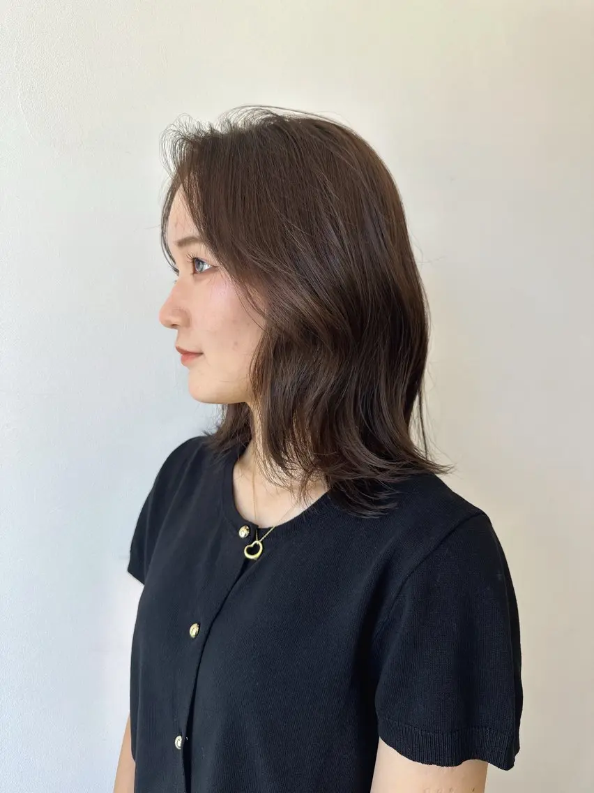 ミディアム vixus erinaのヘアスタイル