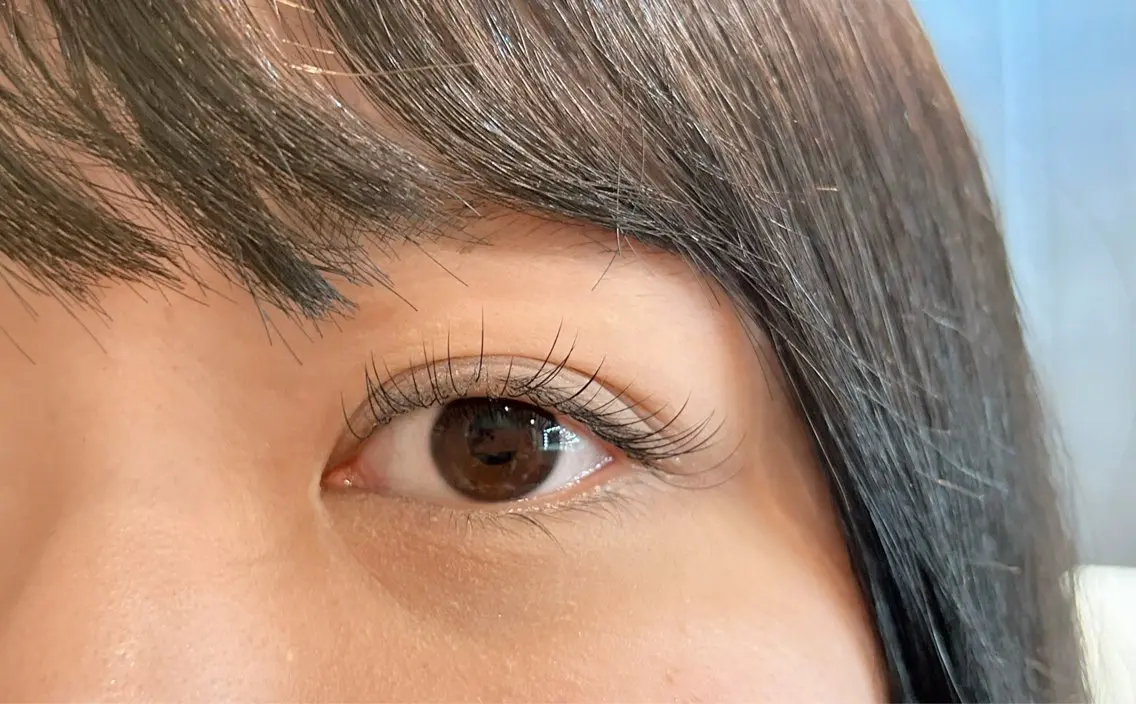 マツエク・マツパ 目尻長め マウロア　中邑 悠起子の眉毛・アイブロウイメージ