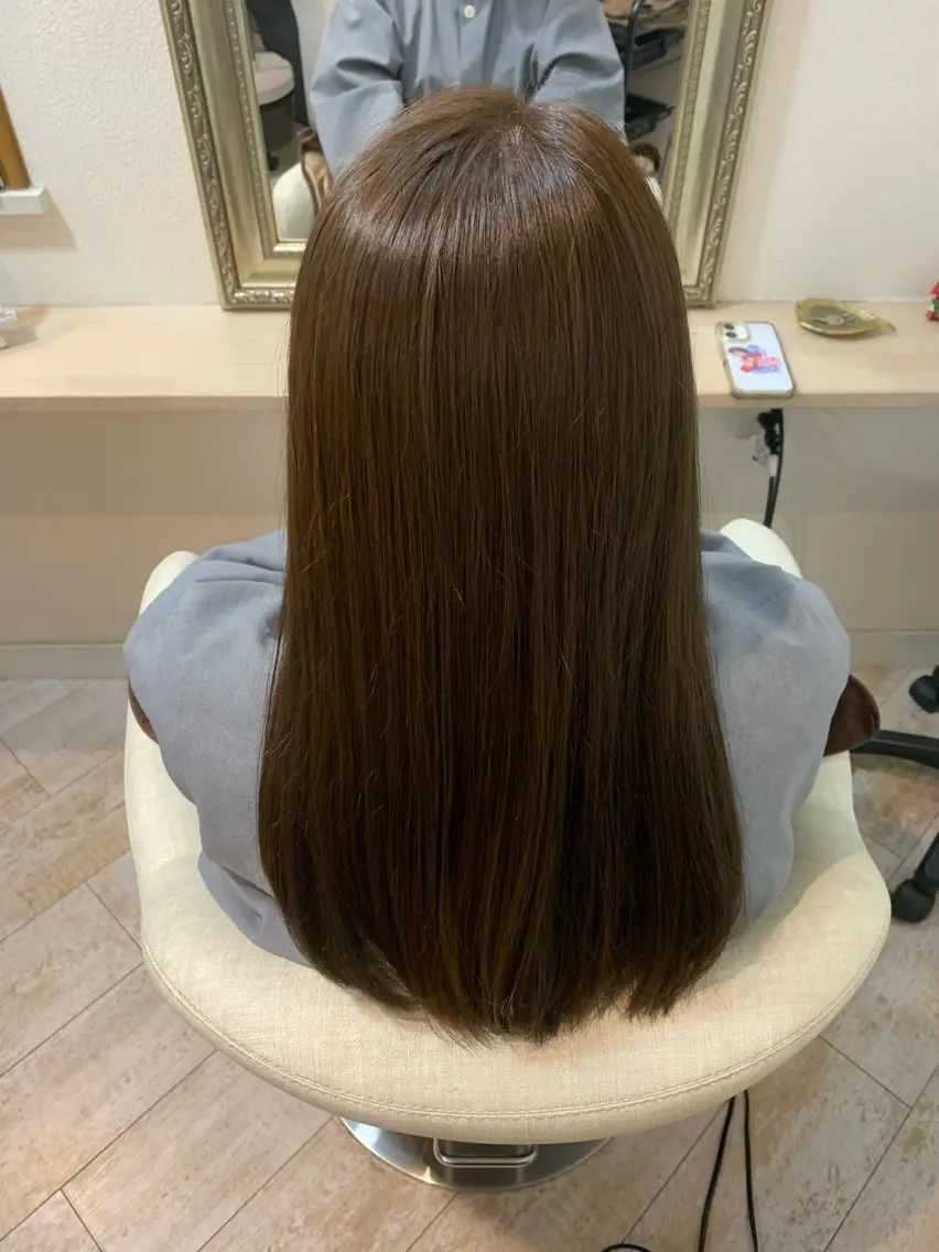 ロング カラー イルミナカラー 髪質改善 縮毛矯正 トリートメント 山本 優音のヘアスタイル