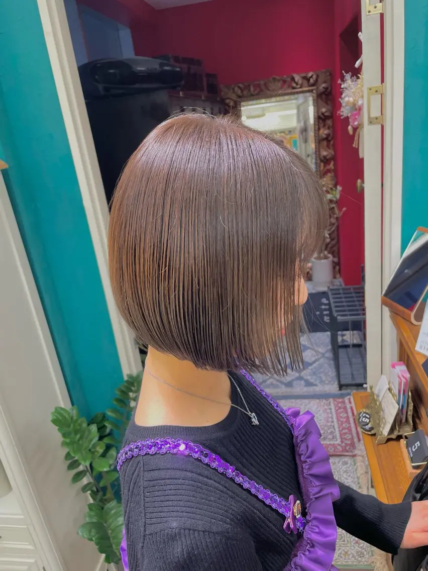 ショート 髪質改善レイヤー/ 雨のヘアスタイル
