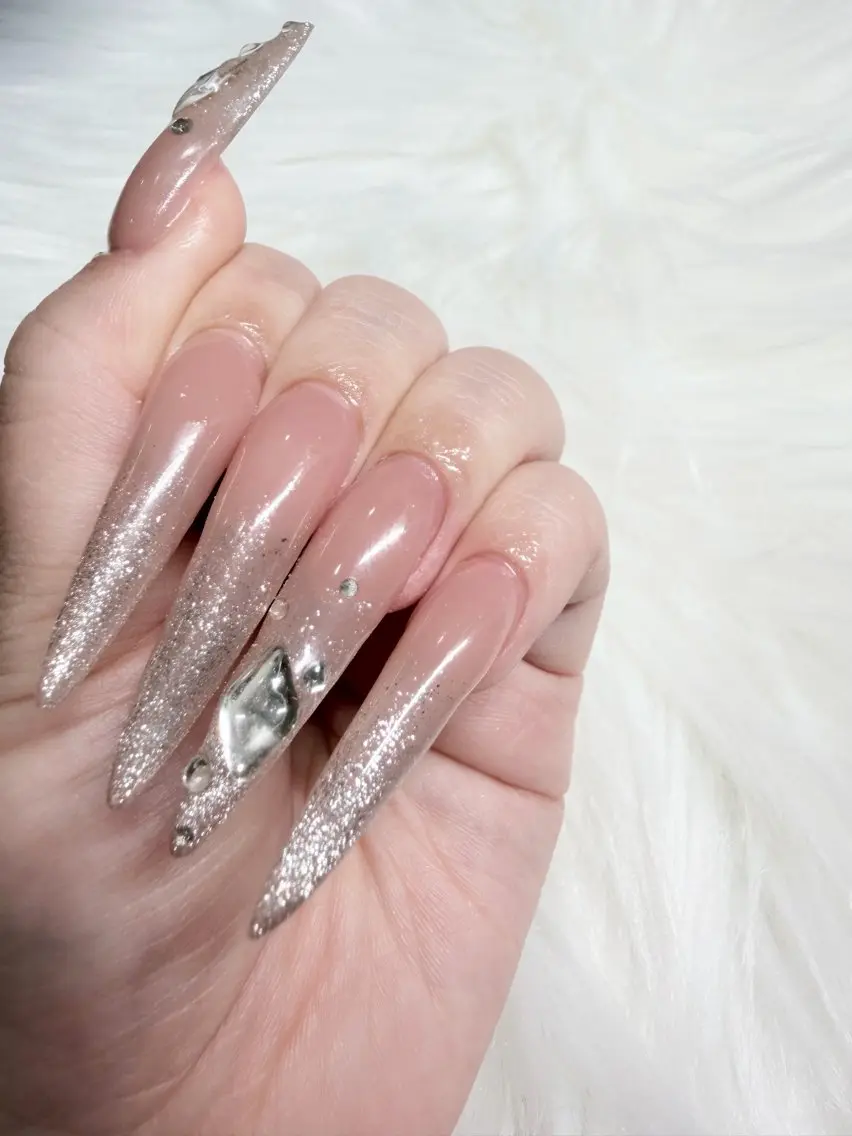 ネイル 長さ出し グラデーション ラメ(グリッター) ラメグラデーション ロングネイル ハンドネイル Nail Salon Elpisのネイルデザイン