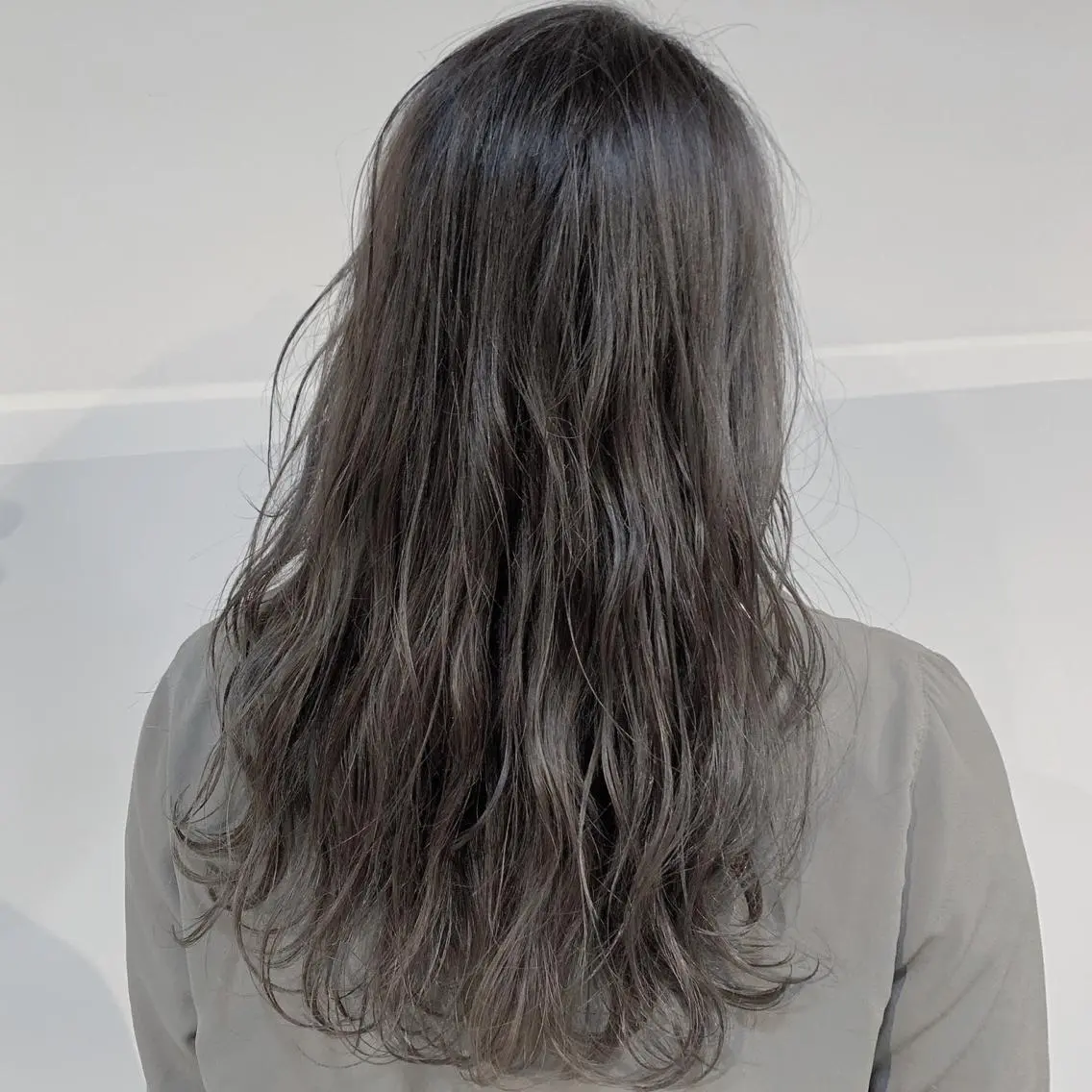 ロング カラー ブリーチ グラデーションカラー ブリーチなしカラー 渋谷ブリーチカラー 韓国ヘアyuikoのヘアスタイル