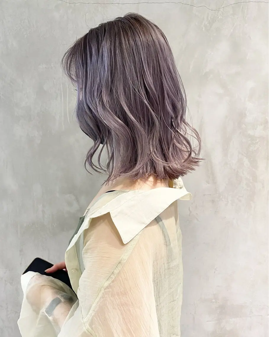 ミディアム ヘアカラー ラベンダーカラー＆ ミルクティー太田のヘアスタイル