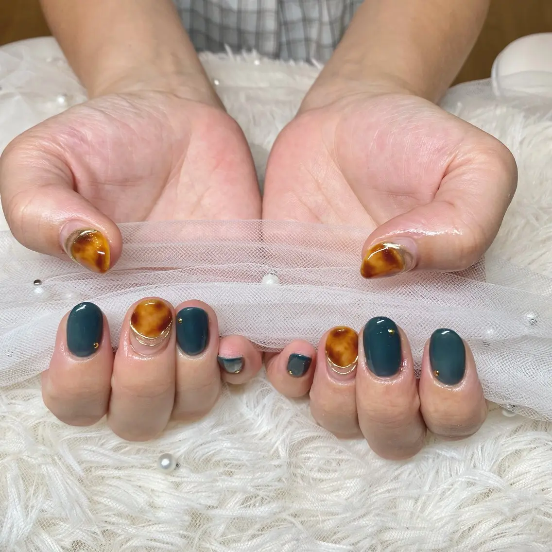 【Jr AMI限定】持ち込みデザイン アート4本💅🏻 (ジェルオフ無料✨️甘皮ケア込み！)の写真
