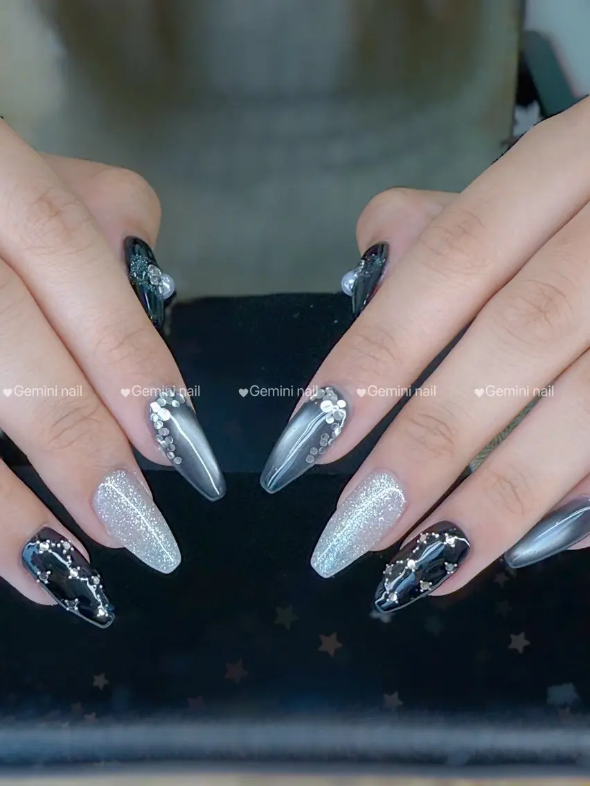 ネイル フラッシュネイル マグネットネイル ワンカラーネイル ネイルチップ Gemini nail.Yukiのネイルデザイン