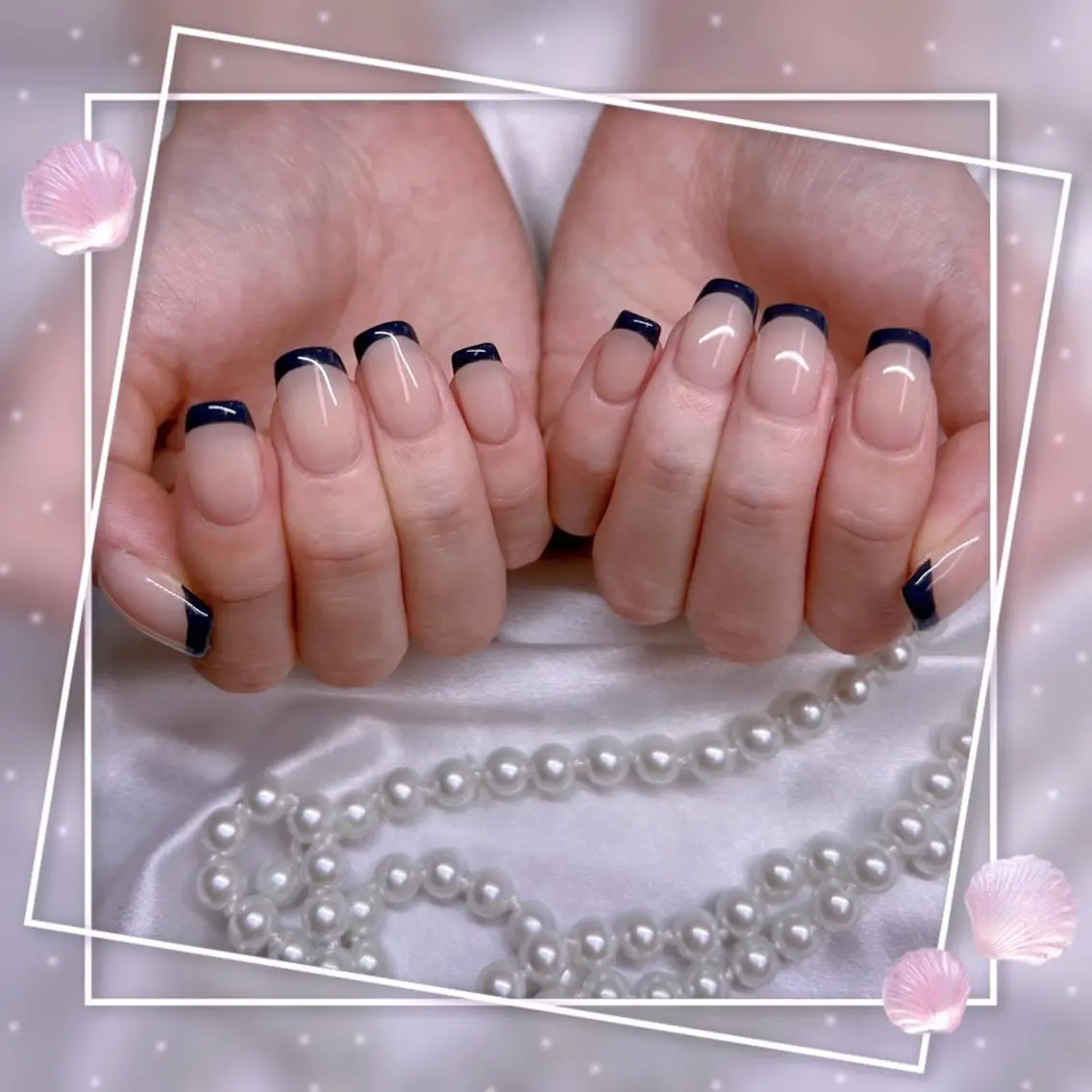 ネイル フレンチネイル キラキラネイル 韓国ネイル マグネットネイル マグネットフレンチ Chill Nailsalonのネイルデザイン