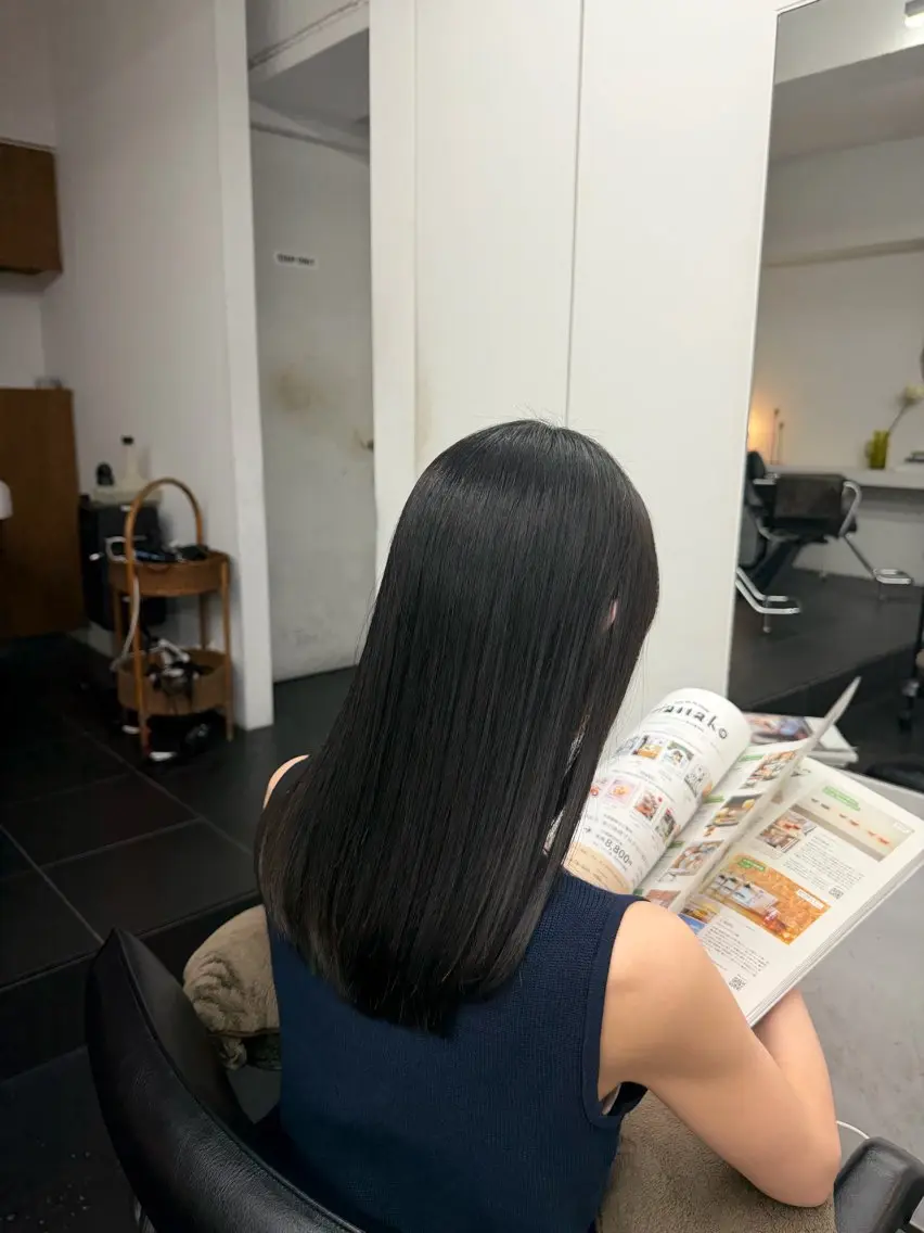 セミロング 縮毛矯正 🐷 Rinaのヘアスタイル