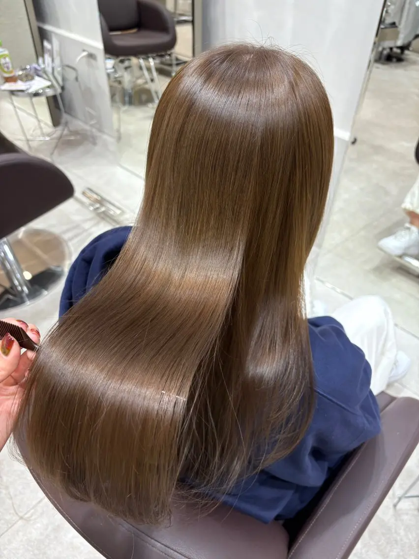 ロング カラー ブリーチ 透明感カラー ダブルカラー ブリーチなしカラー カット ヘアカラー トリートメント 艶カラー/レイヤー /atsumi🪷のヘアスタイル