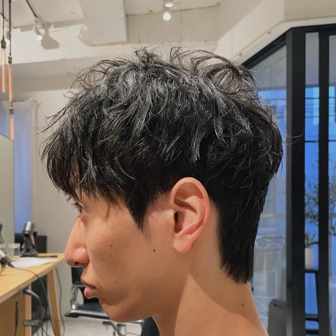 ショート パーマ メンズ ブリ—チ🌈カラ— 🌀パ—マ🌿ちえのヘアスタイル
