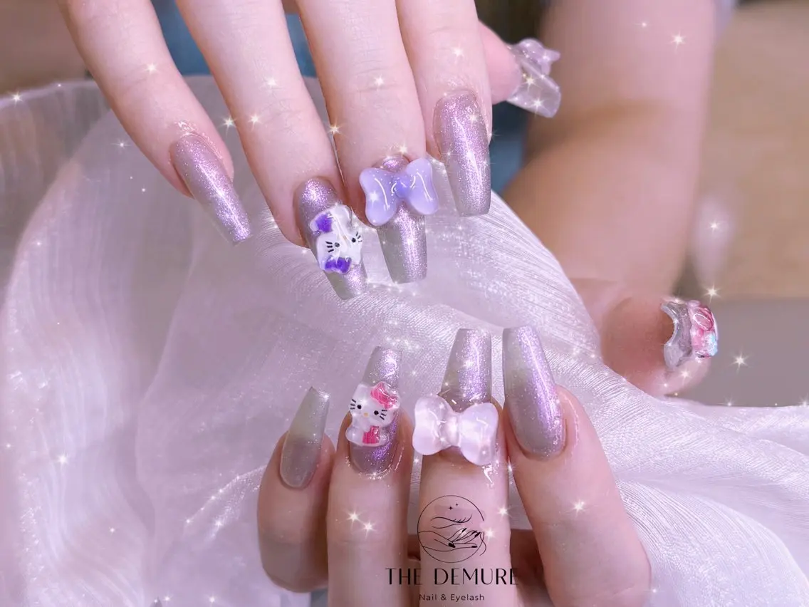 ネイル アートネイル フットネイル キラキラネイル 韓国ネイル 水色 ハンドネイル ハンドケア NailDemure 【銀座店】のネイルデザイン