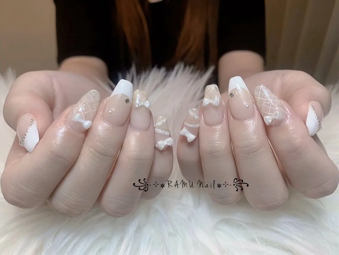 ネイル キラキラネイル マグネットネイル ミラーネイル ピンク ワンホンネイル ハンドネイル RAMU Nail 恵比寿店のネイルデザイン