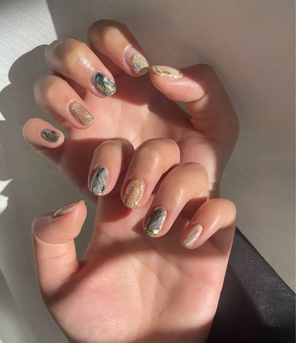 ネイル ニュアンスネイル ハンドネイル 【 Lea's 】 kaedeのネイルデザイン