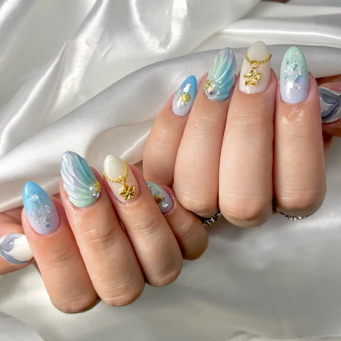 ネイル 持ち込み ハンドネイル Bianca美浜店 Hanaのネイルデザイン