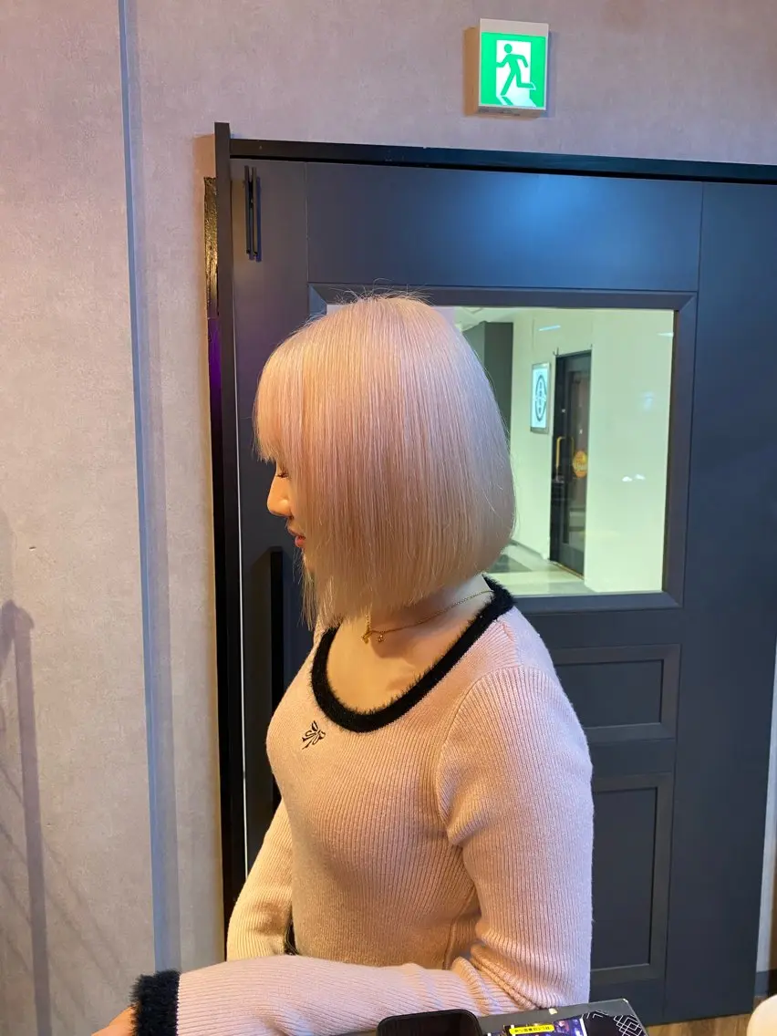 ショート カラー SWAN札幌 ハタザワリュートのヘアスタイル
