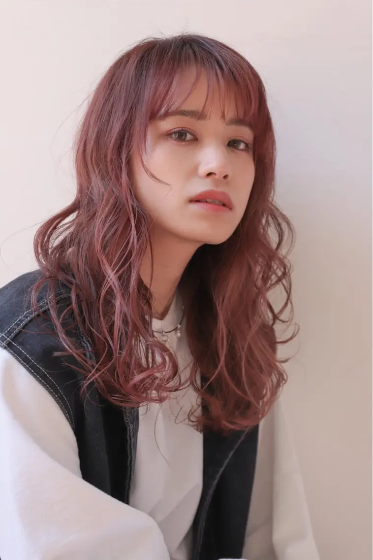 セミロング カラー 柔らかい艶暖色 レイヤー🫧姫汝のヘアスタイル