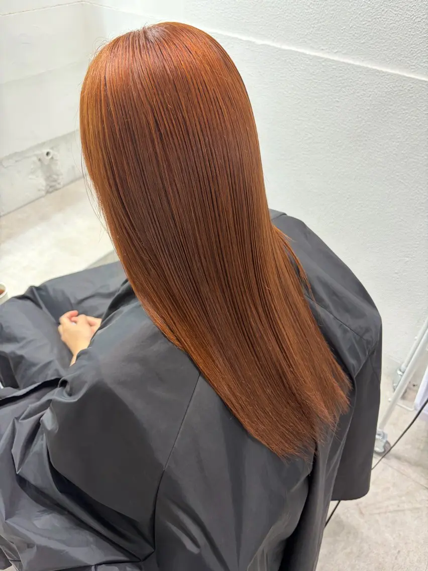 カラー ブリーチ ブラウンカラー ブリーチなしカラー オレンジ オレンジブラウン ヘアカラー トリートメント CoCoon sayuのヘアスタイル