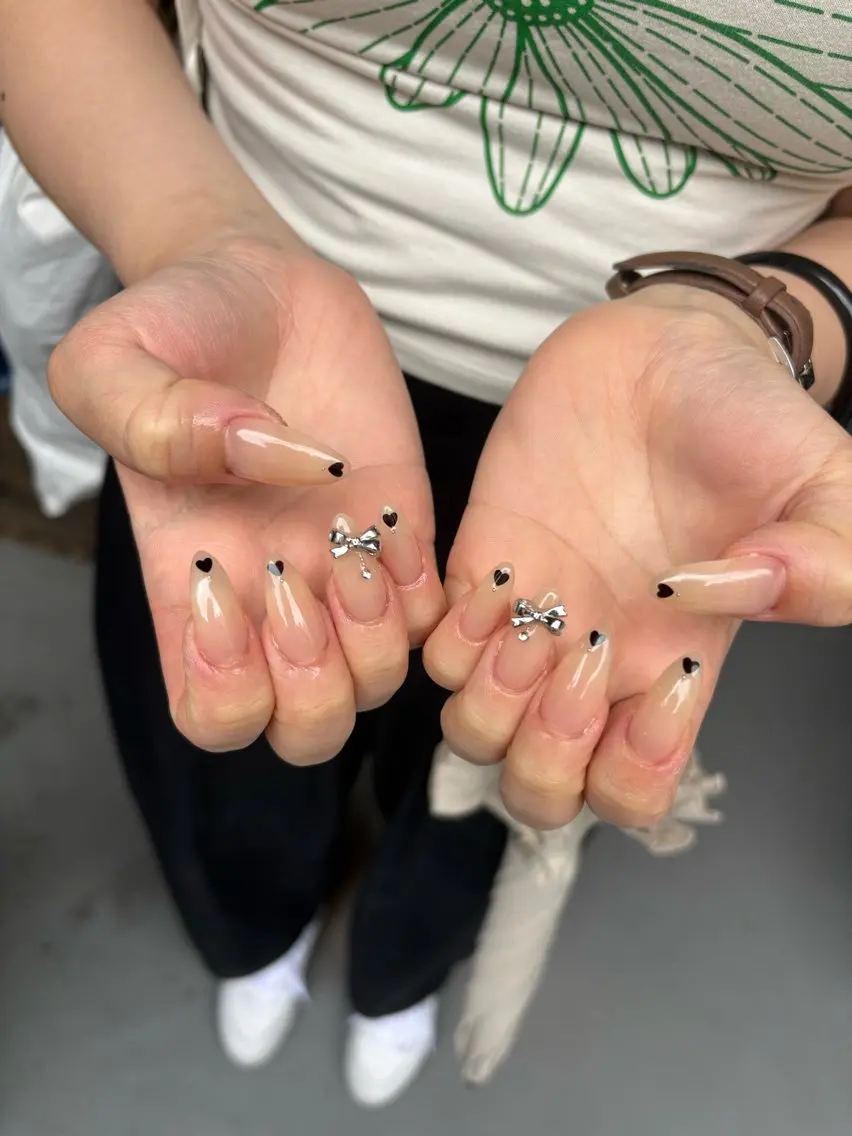 ネイル ハンドネイル IROHA Nail 矢掛萌子のネイルデザイン
