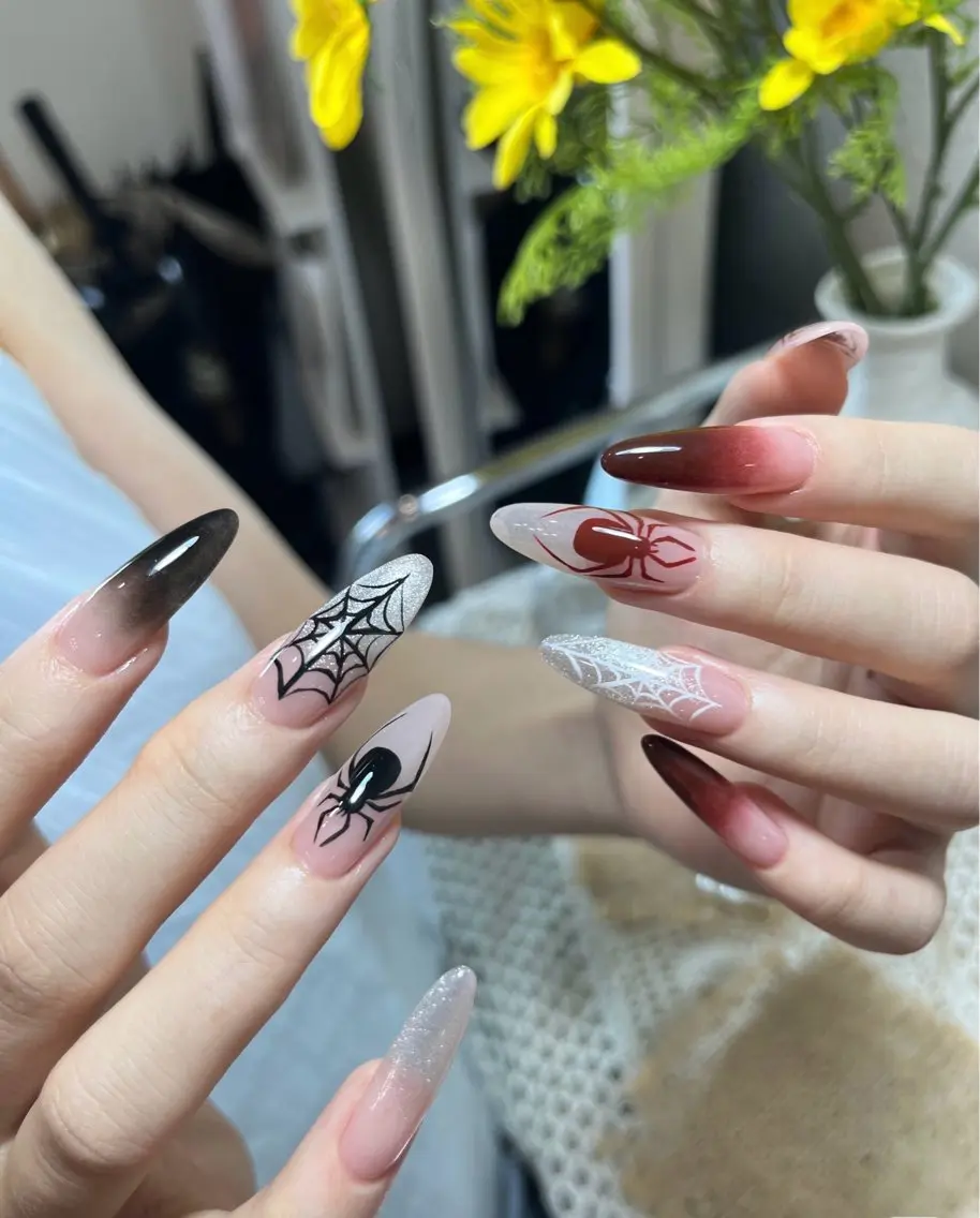ネイル フレンチネイル ラメ(グリッター) ラメグラデーション マグネットネイル 持ち込み Unicorn Nail原宿表参道のネイルデザイン