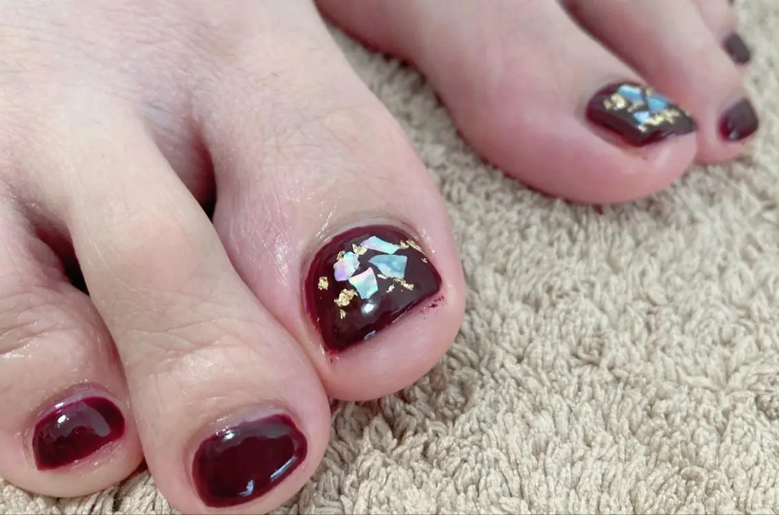 ネイル フットネイル ニュアンスネイル🌈 MYU Nailsのネイルデザイン