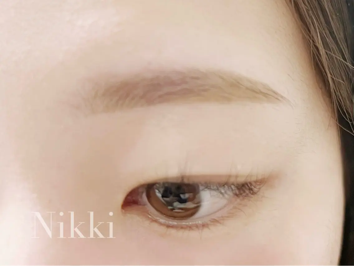 アイブロウ 眉毛ワックス脱毛 vivogue 🪽Nikkiのマツエク・マツパデザイン