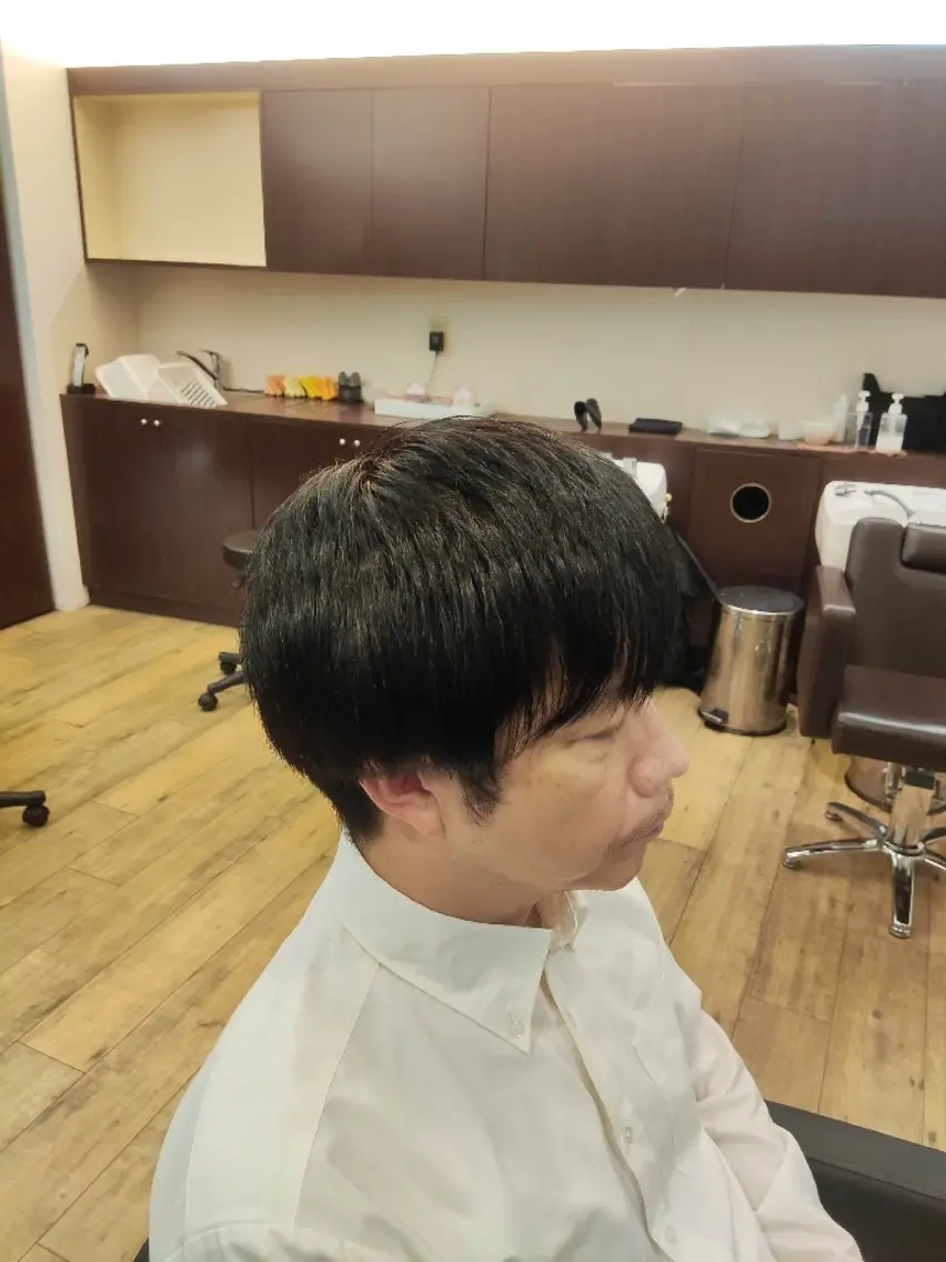 カラー メンズ 廣多 克哉のヘアスタイル