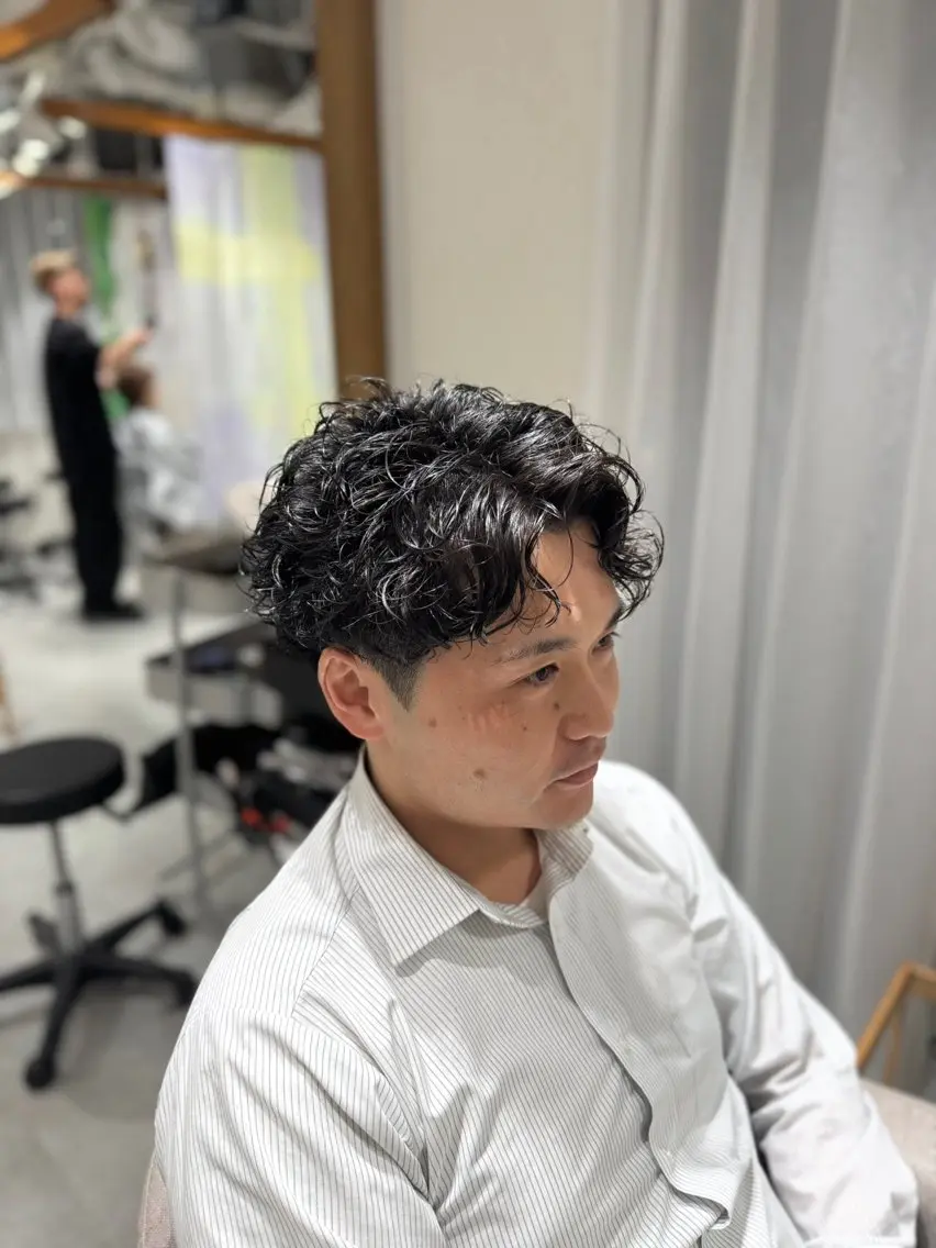 パーマ メンズ カット パーマ メンズパーマ特化/波 巻きツイスパ 長町至のヘアスタイル