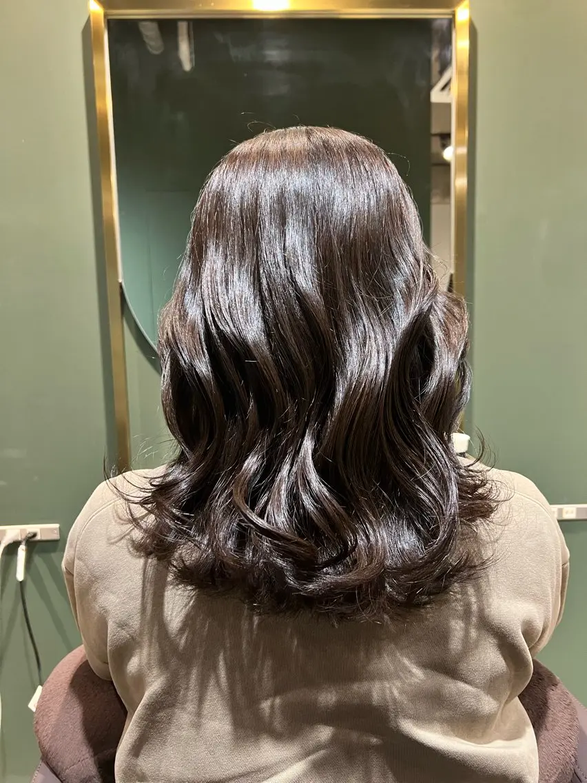 ミディアム カラー ヘアカラー トリートメント ヘッドスパ カラースペシャリスト しょう🧑🏼‍🎨のヘアスタイル