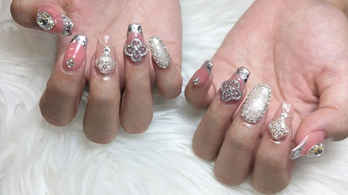 ネイル ハンドネイル Nail SIRANGANAのネイルデザイン