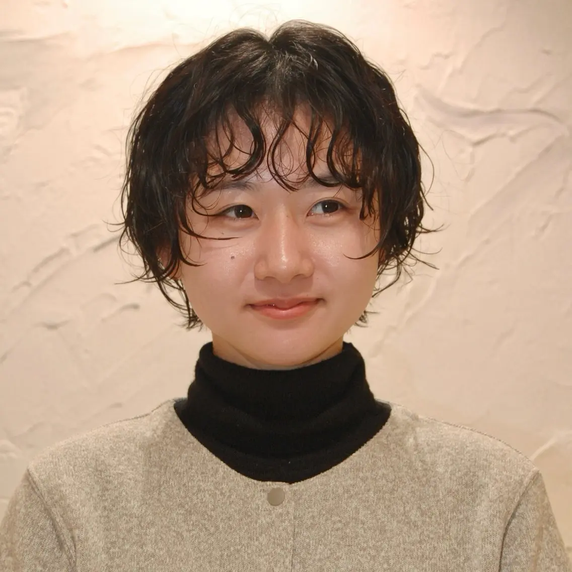 ショート カラー パーマ カット パーマ "ラフな雰囲気"🍃 パーマ🌀かんたまるのヘアスタイル
