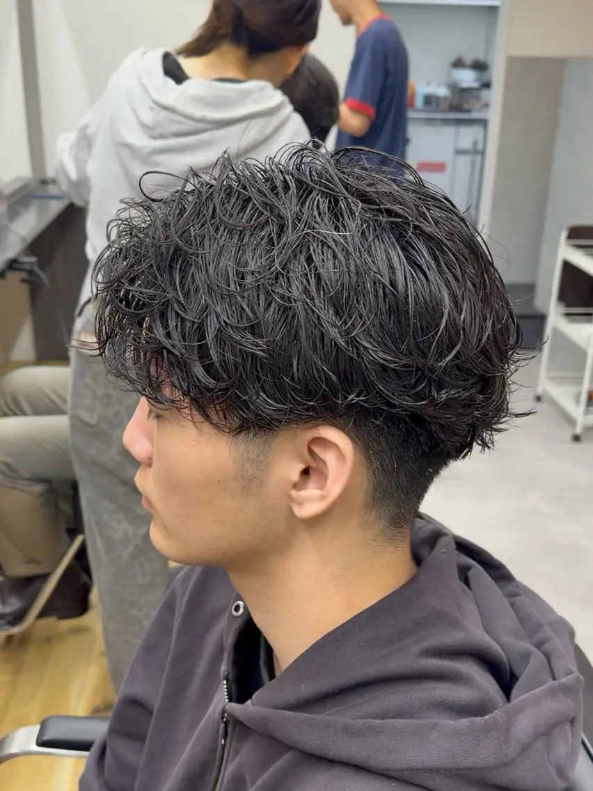 【メンズ限定‼️】 カット&各種パーマ　シャドウパーマ、ツイストスパイラル、スパイラル、波巻き、スペイン等の写真