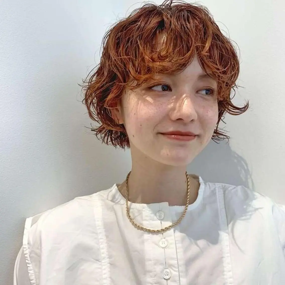 ショート カラー パーマ 🫧透明感カラー🫧 SHINSEIのヘアスタイル