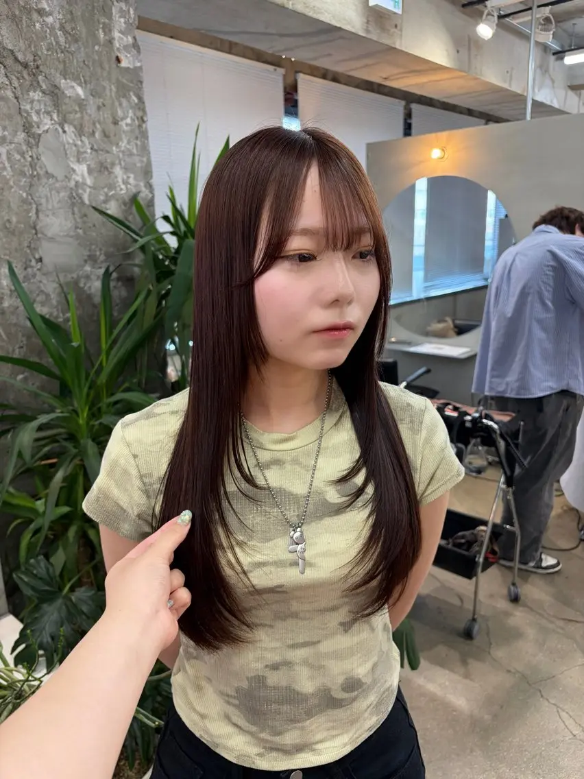 ロング カット アライ レンカのヘアスタイル