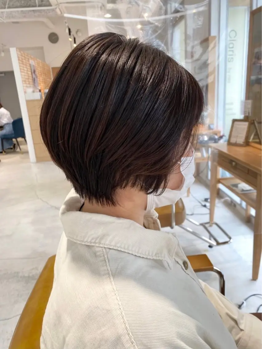 ショート 鈴木弥月/大人ボブ× 透明感カラーのヘアスタイル