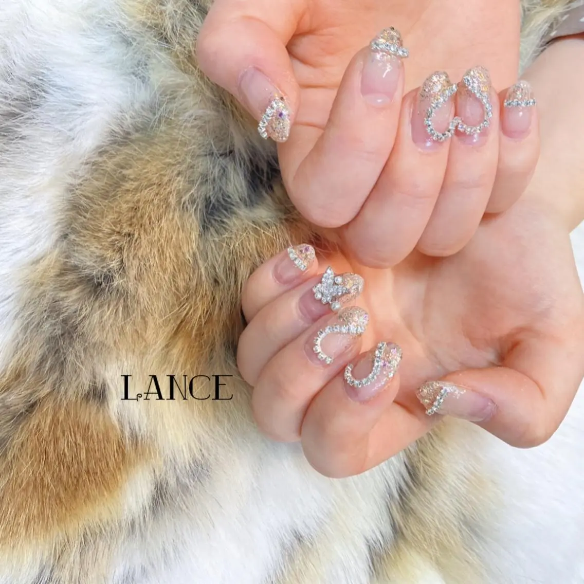 ミディアム ネイル オーロラネイル フットネイル フレンチネイル ミラーネイル ニュアンスネイル ハンドネイル Lance nailのネイルデザイン