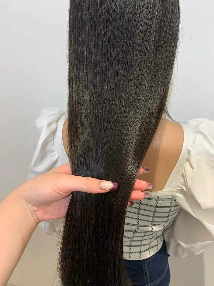 【広がりクセが気になる方へ】 Premium艶髪ストレート(縮毛矯正)+全体カット✂️の写真