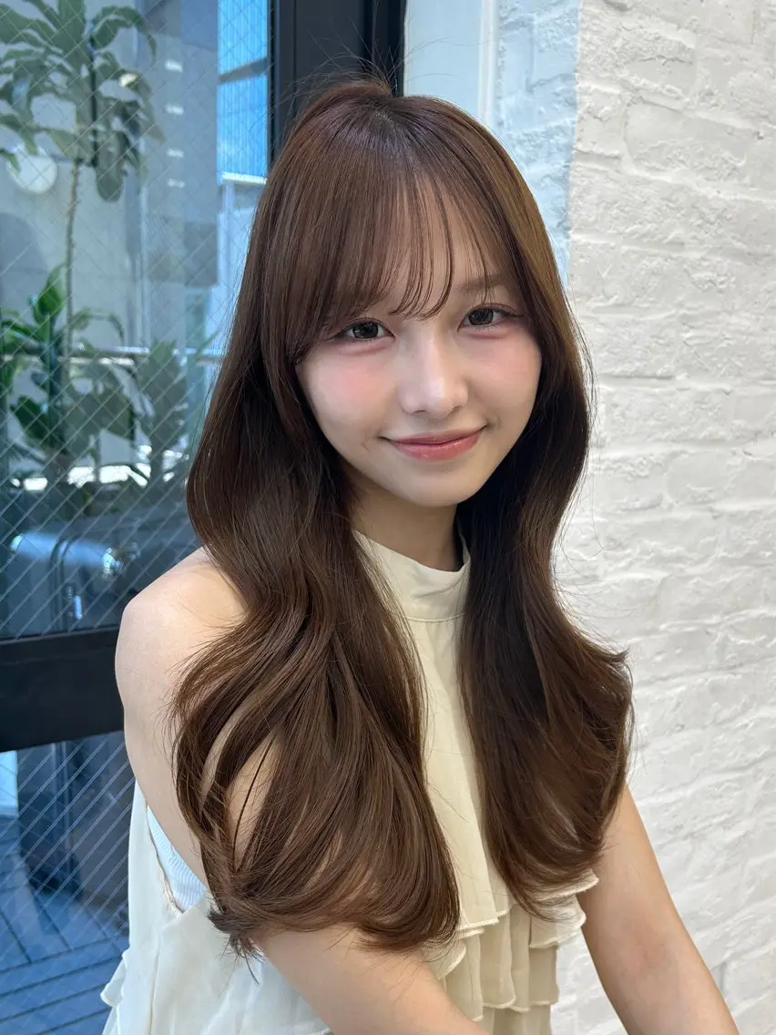 ロング カラー ベージュカラー 韓国風ヘア レイヤーカット カット ヘアカラー トリートメント 韓国ヘア/顔周り ヘアセット/加藤優里のヘアスタイル