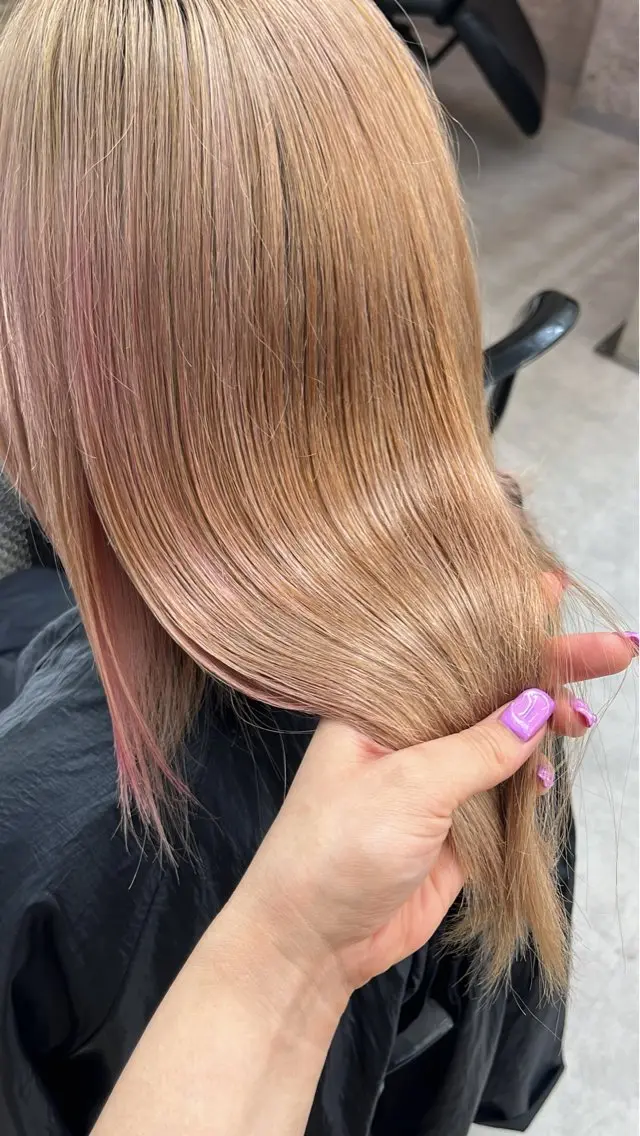 セミロング トリートメント ななか/艶カラー/ レイヤー/海外ヘアのその他イメージ