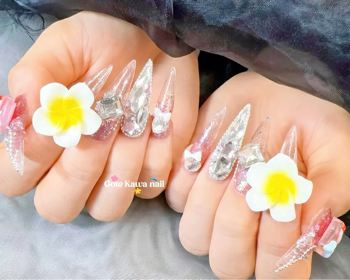 ネイル ブルー クリアネイル キラキラネイル 持ち込み 夏ネイル ハンドネイル ハンドケア Gote Kawa nail salonのネイルデザイン