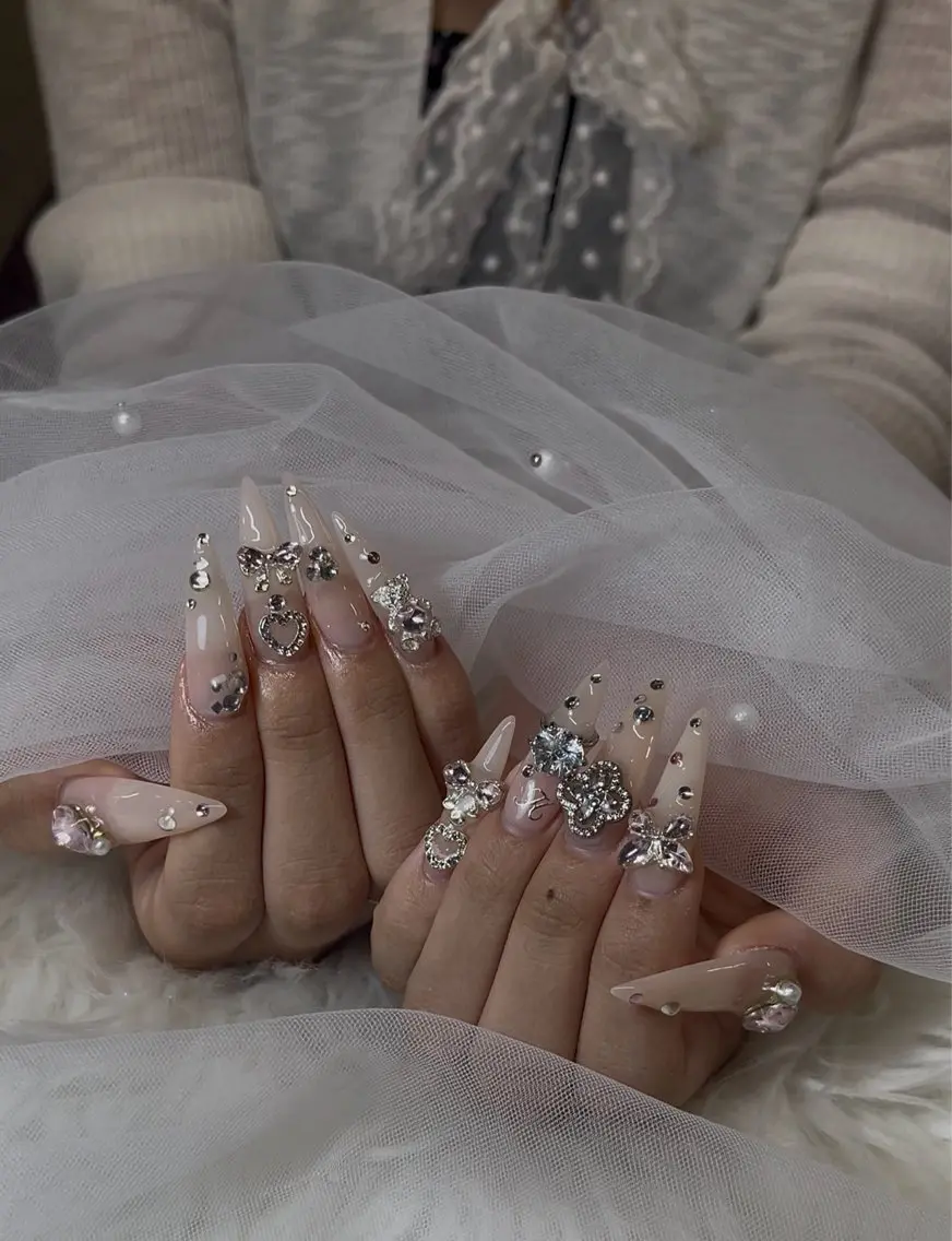 ネイル ハンドネイル NiJi Nailsのネイルデザイン