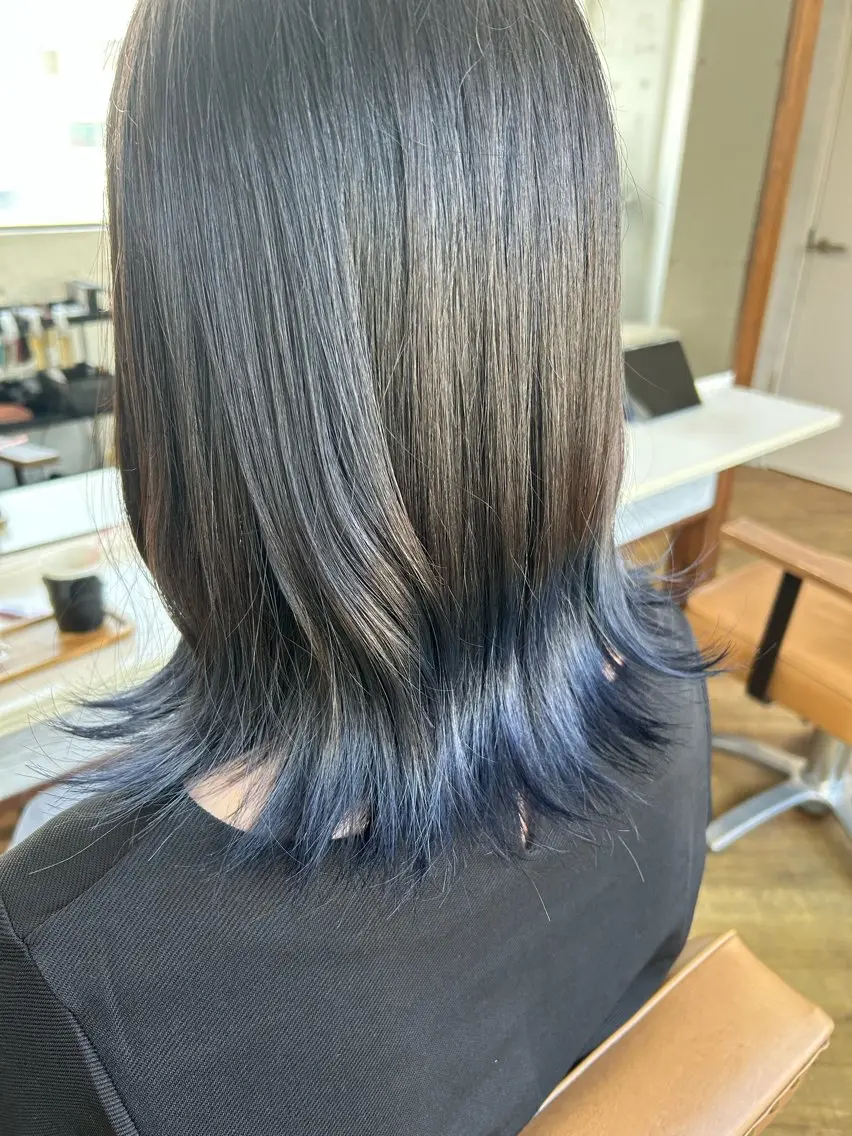 カラー ブリーチ ヘアカラー MINAKO .のヘアスタイル