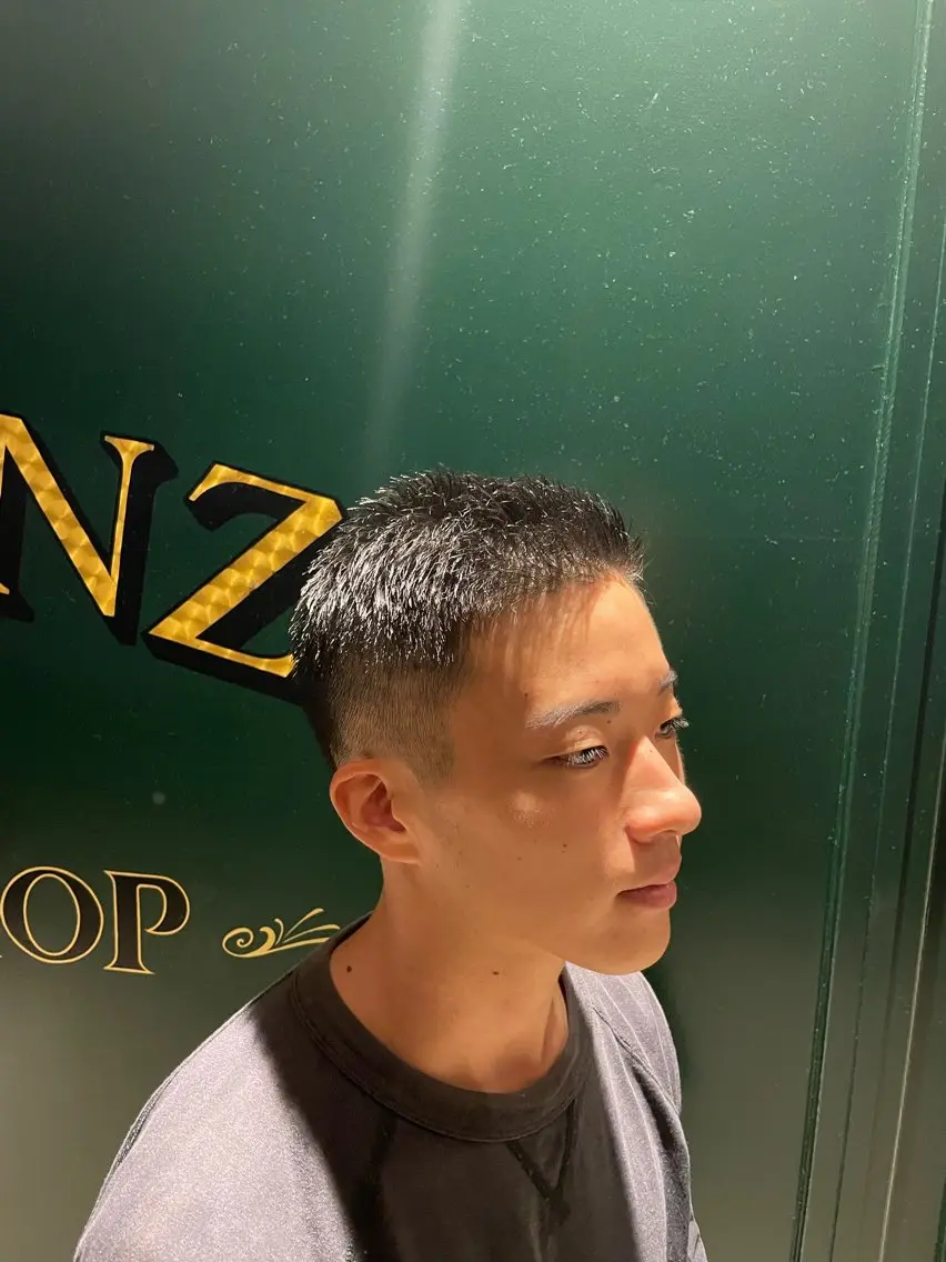 ショート 鈴木 星多のヘアスタイル
