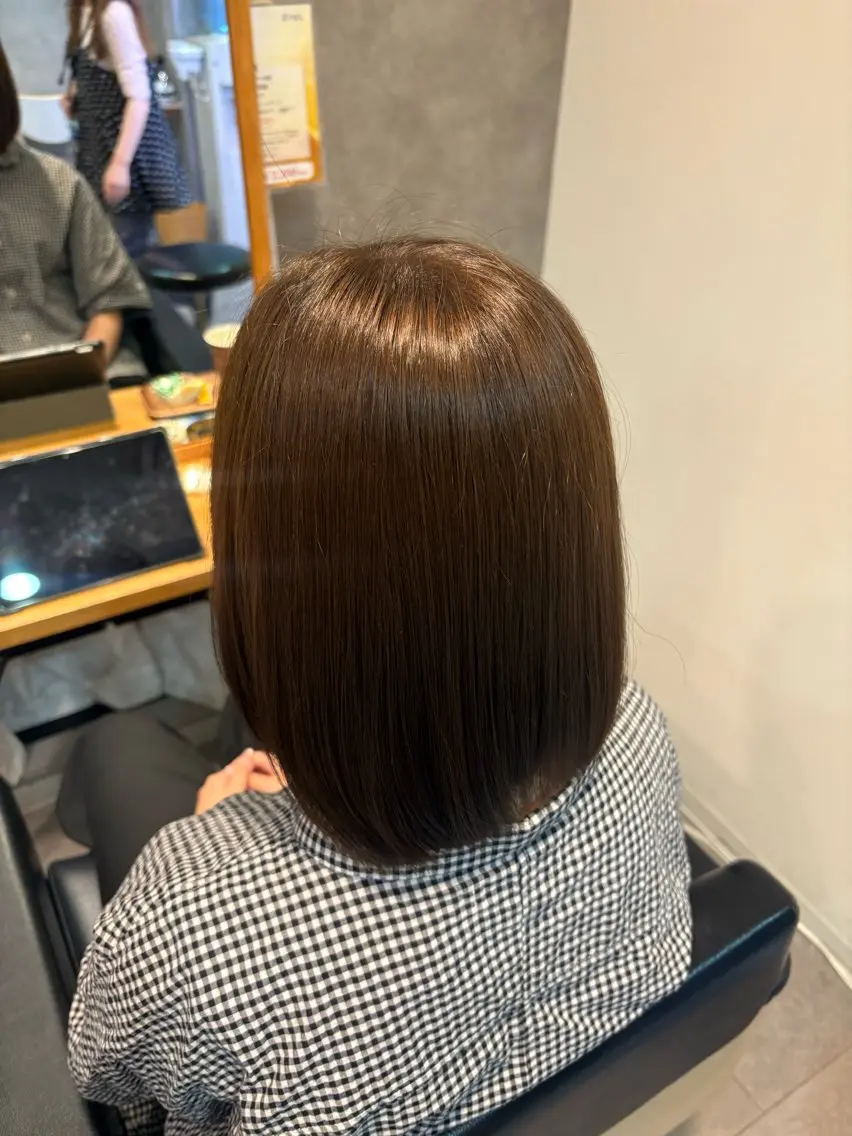 カラー 石坂 紗彩のヘアスタイル