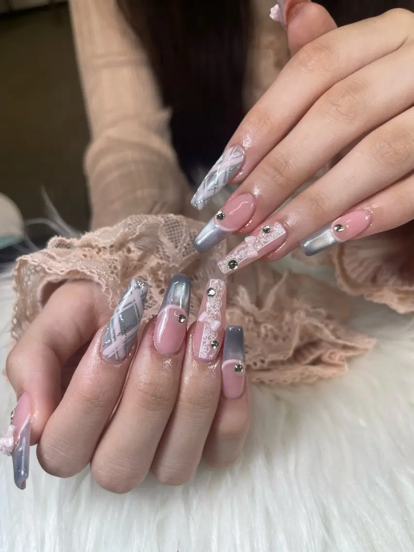 ネイル ハンドネイル NiJi Nailsのネイルデザイン