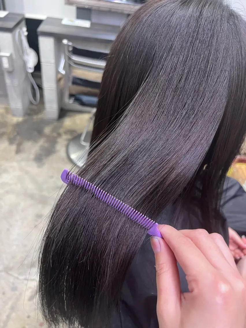 カラー 黒髪 Sanae .のヘアスタイル