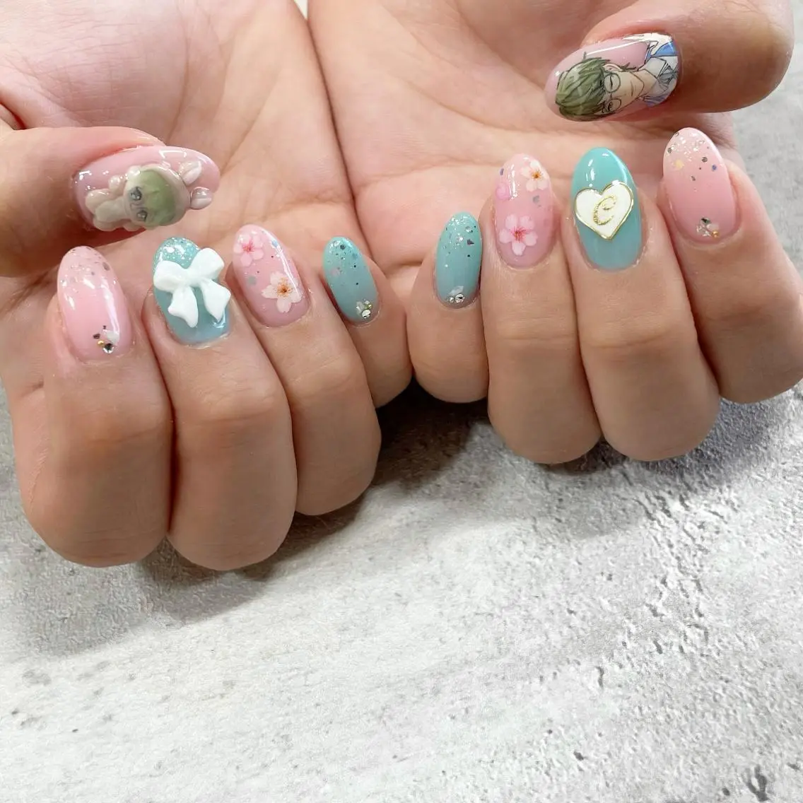 ネイル 東 千夏のネイルデザイン