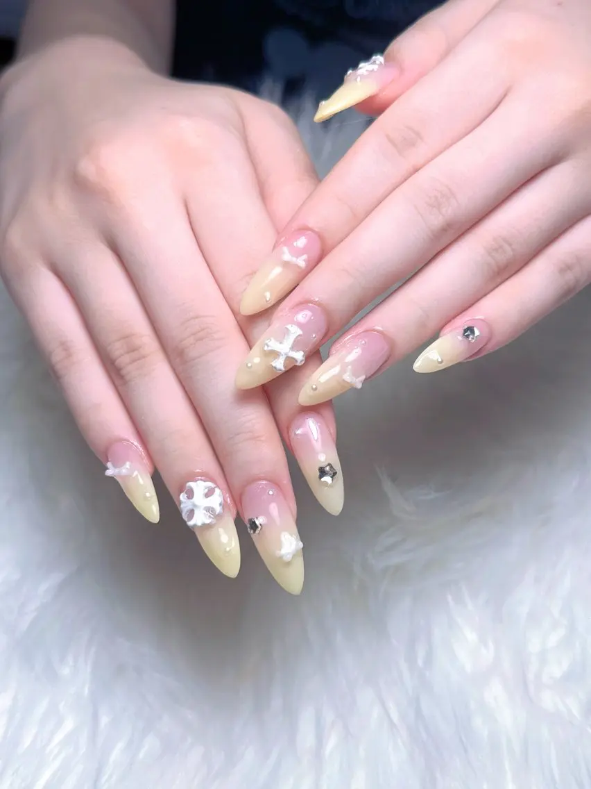 ネイル W·mai nail 関内のネイルデザイン