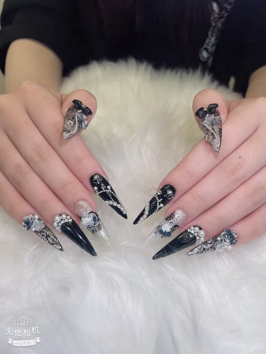 ネイル 成人式 ジェルネイル ネイルチップ ハンドネイル MoMoA Nail ネイル長さ出し専門店のネイルデザイン