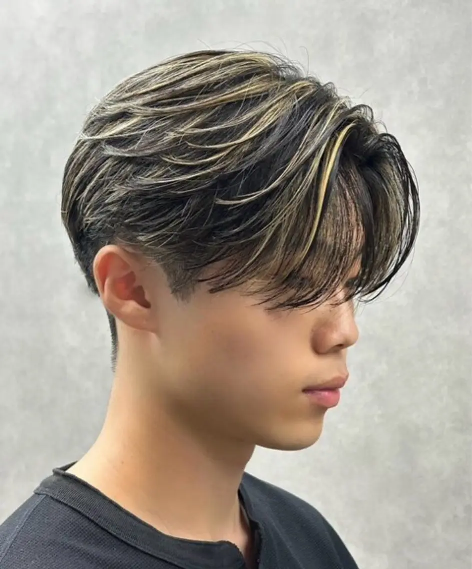 カラー デザインカラー ハイライトカラー ヘアカラー あつき/パーマ/縮毛 /ブリーチ特化🌟のヘアスタイル
