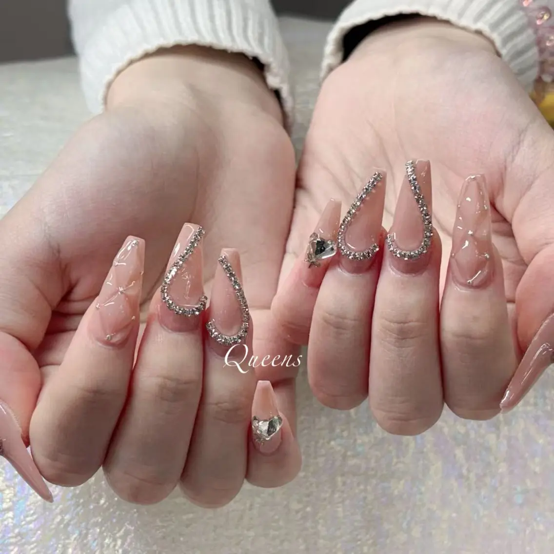 ネイル ハンドネイル Queens マオのネイルデザイン